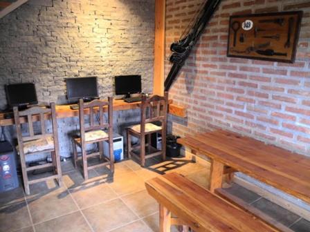Periko'S Youth Hostel Сан-Карлос-де-Барилоче Экстерьер фото